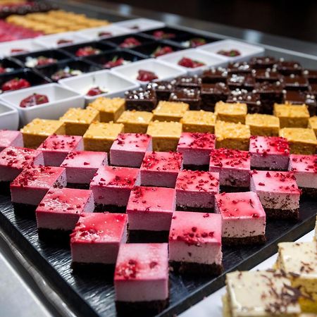 Hunguest Hotel ギュラ エクステリア 写真
