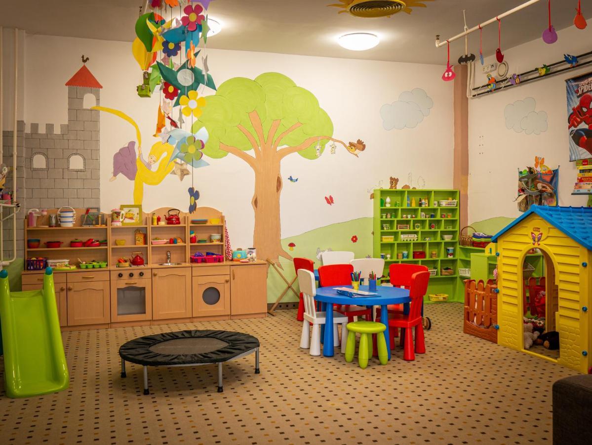 Hunguest Hotel ギュラ エクステリア 写真