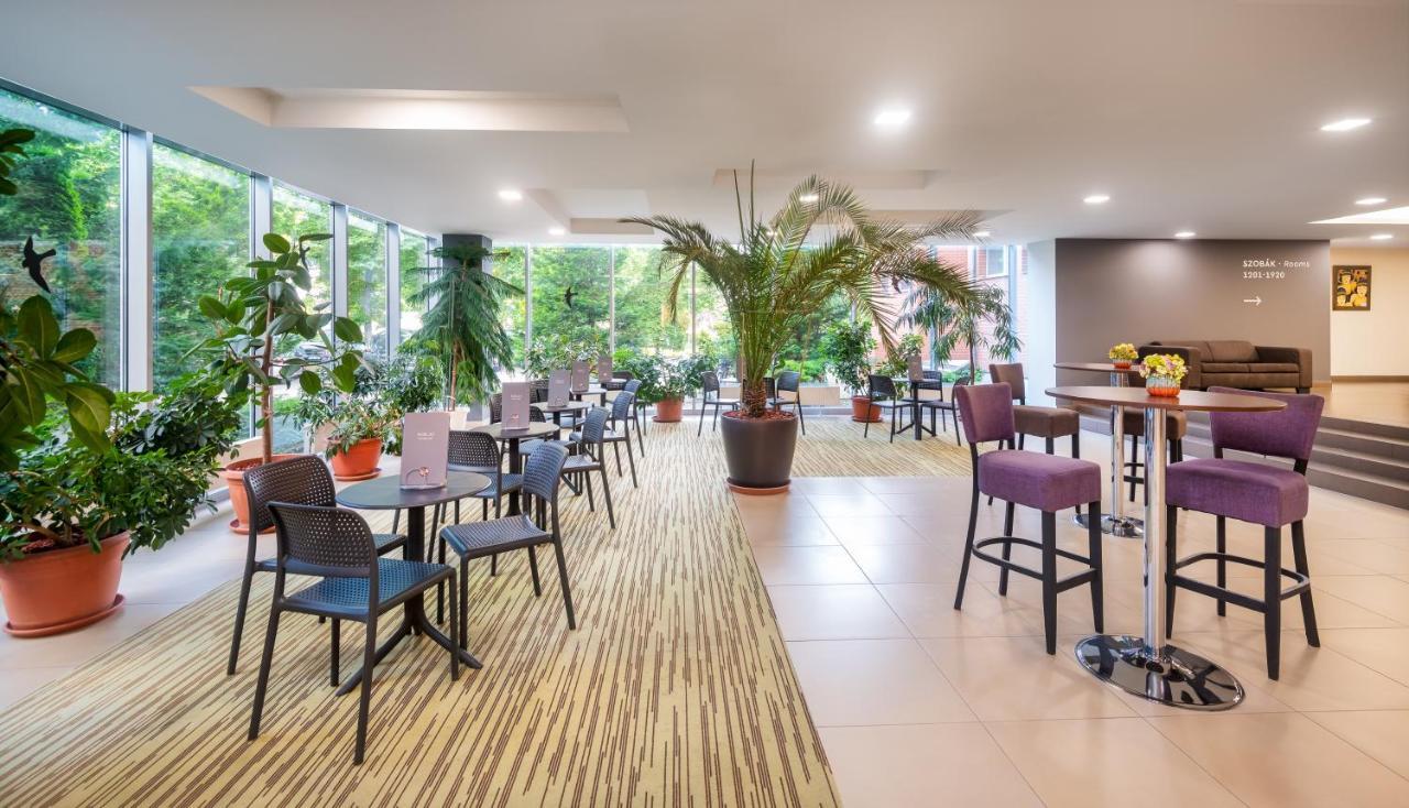 Hunguest Hotel ギュラ エクステリア 写真